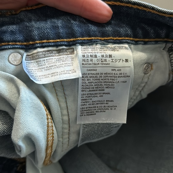 Levi’s. Washed and dried once. Blue. 505 31 waists 30 length. - Picture 13 of 14